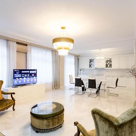 Rustaveli Residence I Tbilisi Buitenkant foto