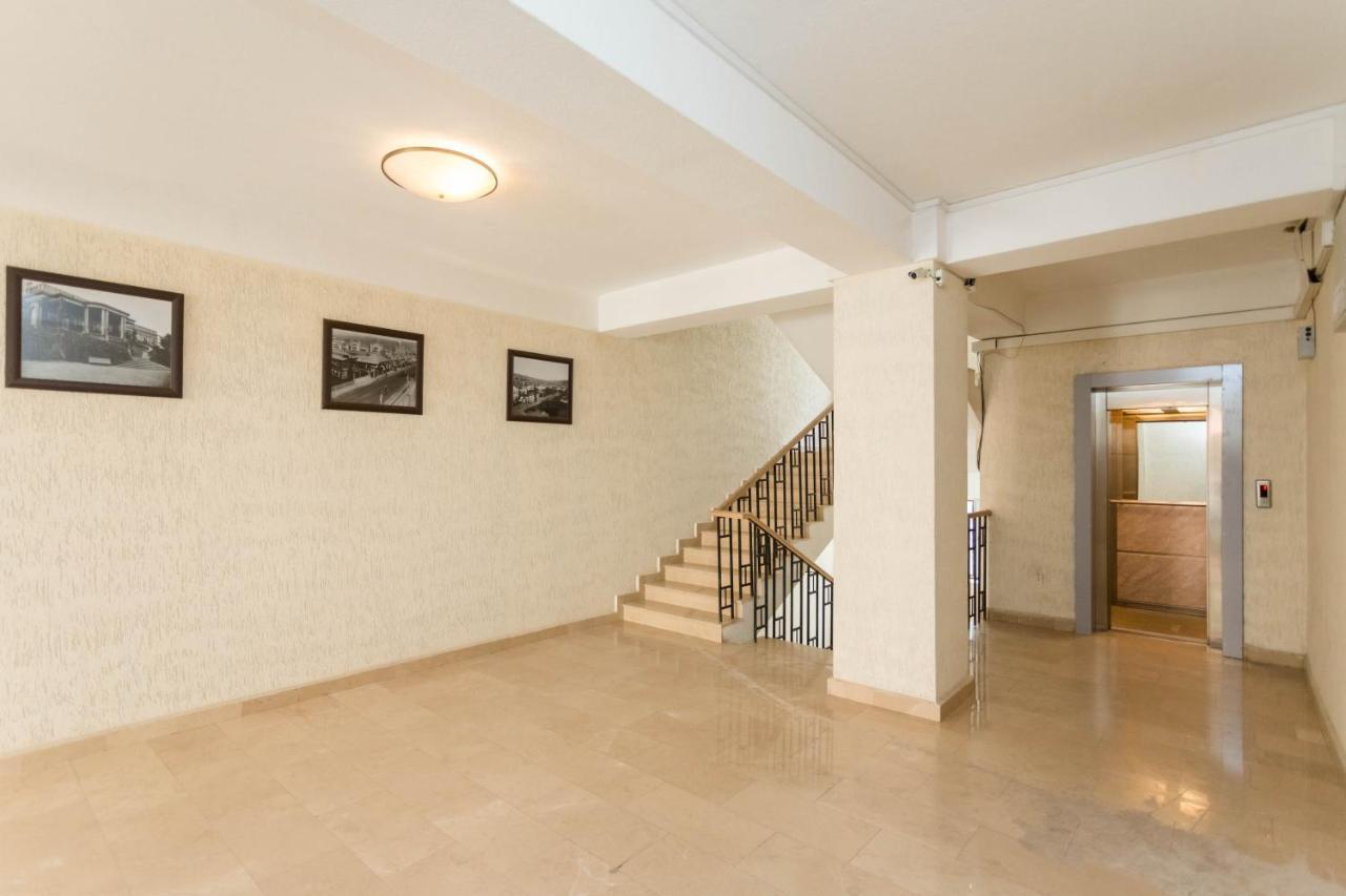 Rustaveli Residence I Tbilisi Buitenkant foto