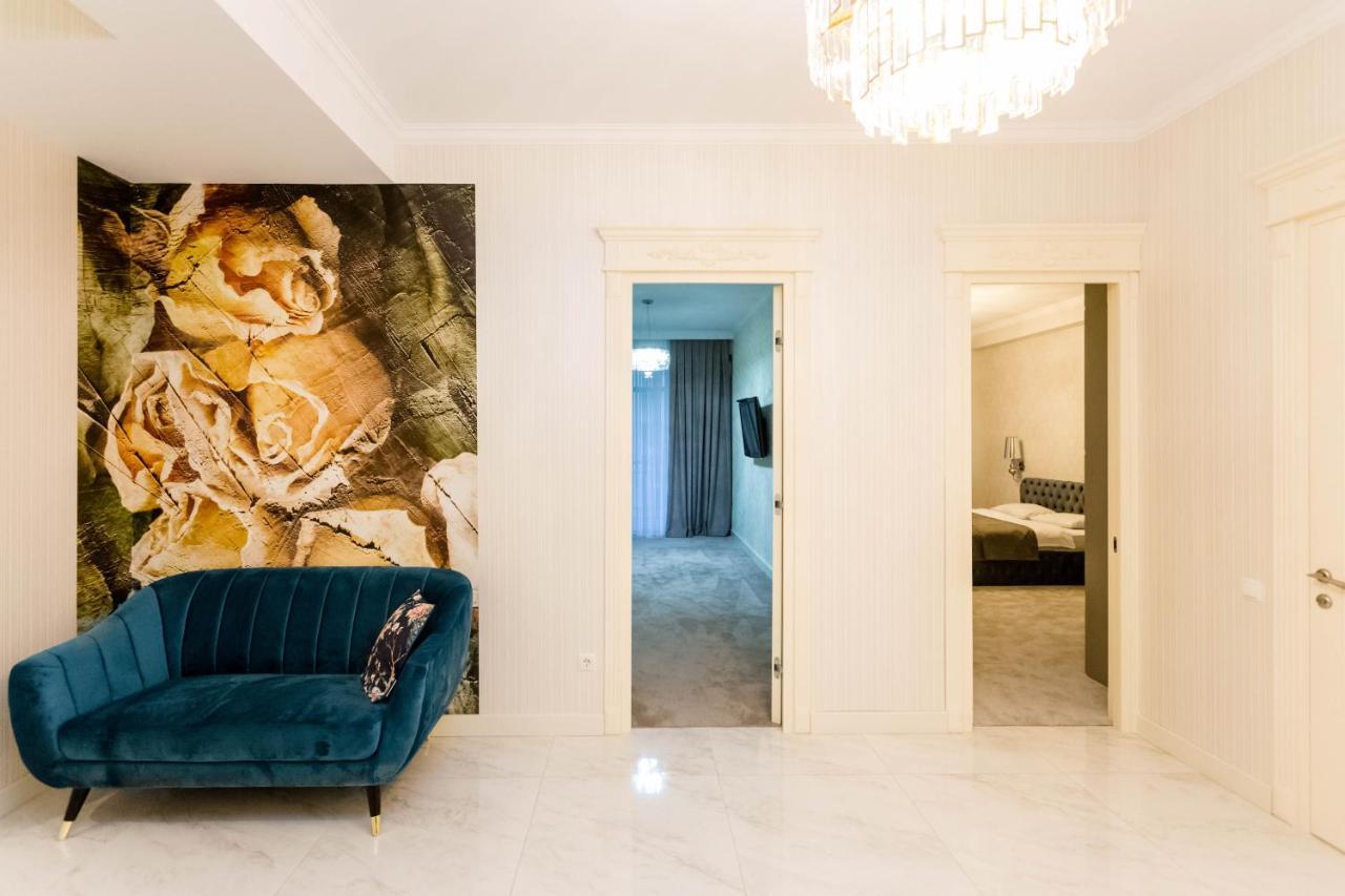 Rustaveli Residence I Tbilisi Buitenkant foto